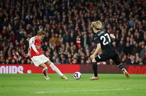 Arsenal vs Luton Town