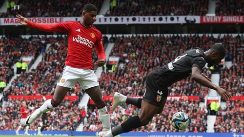 Manchester United vs Lens