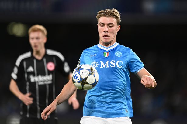 Manchester United: Hoylen really wanted to stay at Manchester United, but his stance changed for the World Cup
