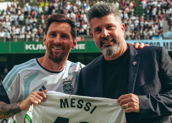 Elche boss: Thank you very much to the Argentinian team for coming to practice and welcome Messi to join the team in the future