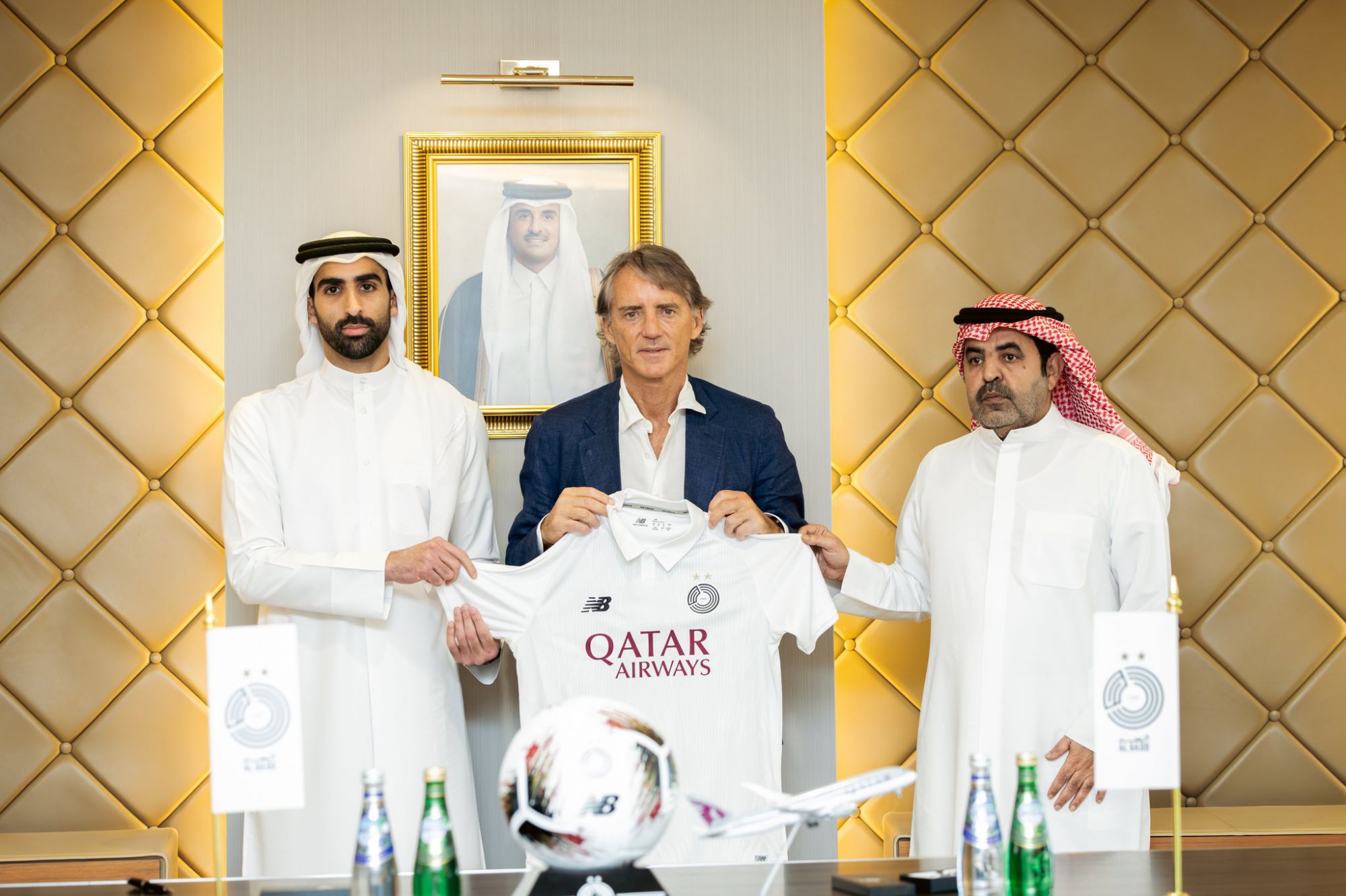Official: 60-year-old Mancini coaches Qatar Sadr and signs for 2 and a half seasons