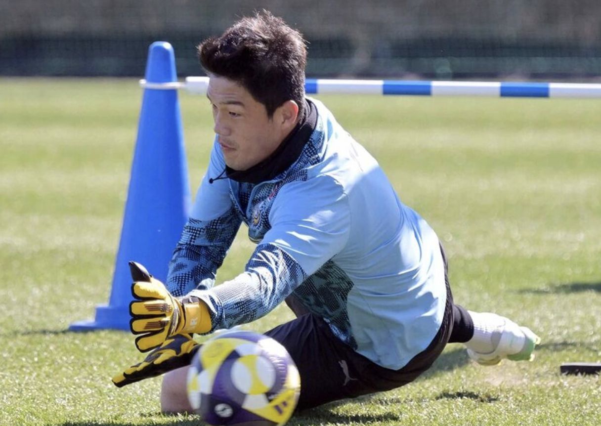 Official: Kawasaki Frontale goalkeeper Zheng Chengyong’s contract expires and he will leave the team at the end of this season