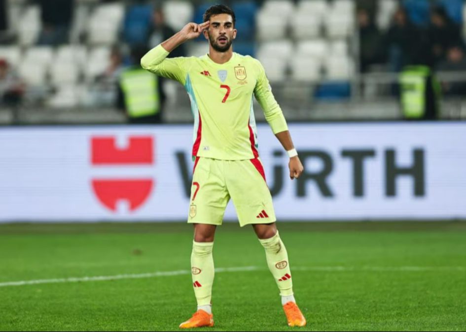 Torres' statistics against Georgia: 1 goal, 1 assist, 1 goal and 12 yards