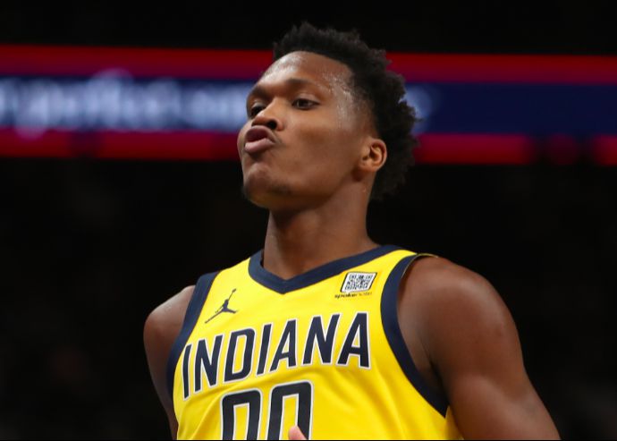 Marcelin made 8 of 12 shots in the three quarters and scored 26 points. He retired early due to soreness in his right foot.