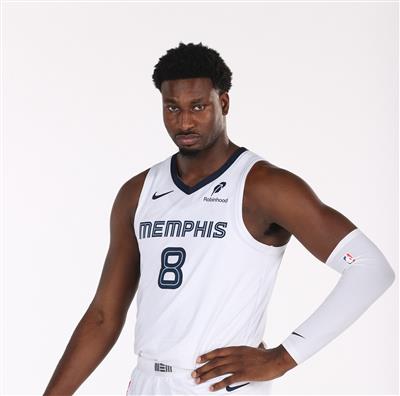 Lost your mind? Jaren Jackson Jr. committed 4 fouls in 13 minutes of the half, with a plus-minus of -26