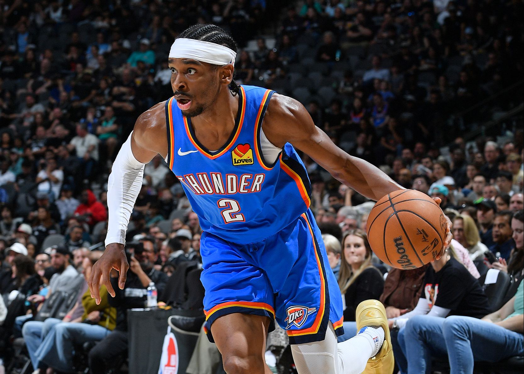 Alexander scored 18 points and 5 assists on 7-of-8 shooting in the third quarter, leading the Clippers to reverse the game with 8 points.