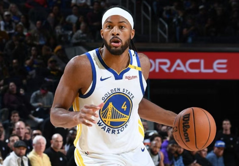 The bench score gap is obvious! The Warriors' bench scored as many as 63 points, while the Suns only scored 19 points