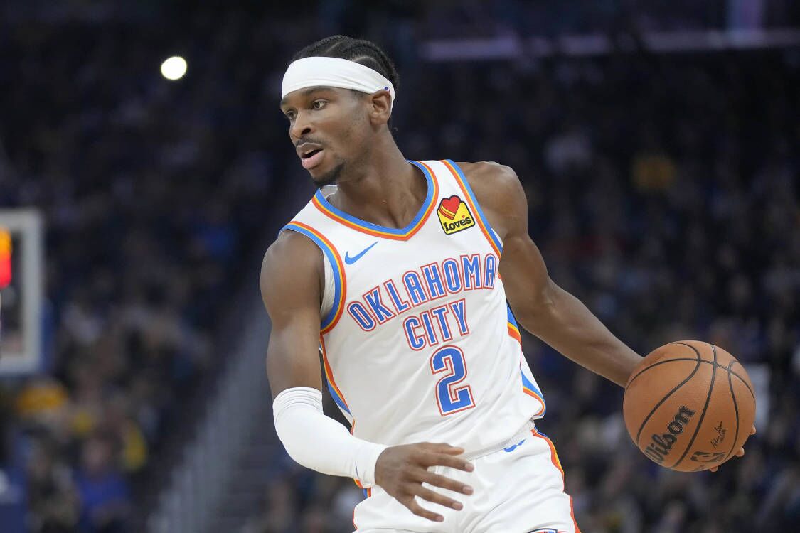 Alexander has scored 30+10 in three quarters, and the Thunder lead the Lakers 100-64