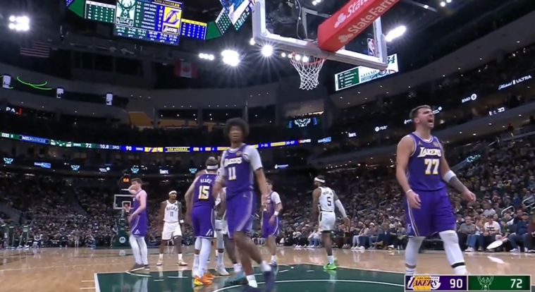 Fun! Doncic roared after Antetokounmpo's free throw: Basketball doesn't lie